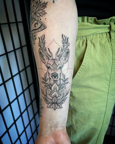 𝖘𝖔𝖓𝖎𝖆 𝖏𝖆𝖉𝖊 tattoo 049