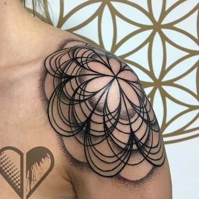 Sonja tattoo 021