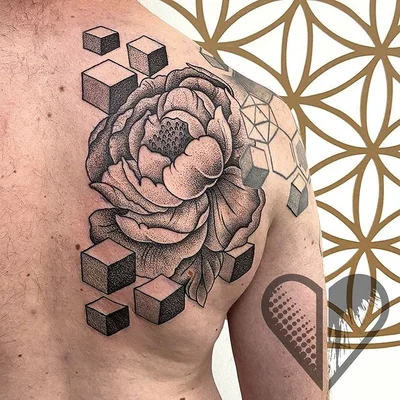 Sonja tattoo 037