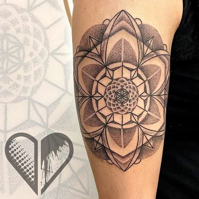 Sonja tattoo 044