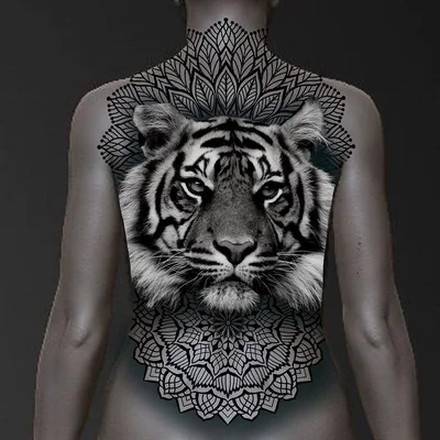 Sonya Red tattoo 035