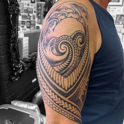 Sonya Red tattoo 044