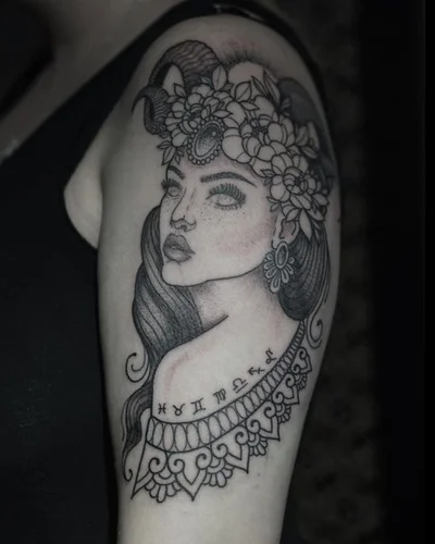Sophia Nous tattoo 013