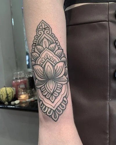 Sophia Nous tattoo 017