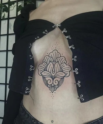 Sophia Nous tattoo 043