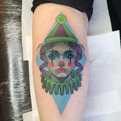Sophie Adamson tattoo 009