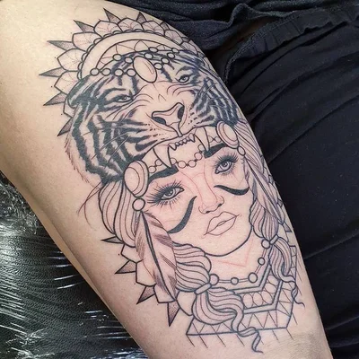 Sophie Adamson tattoo 018