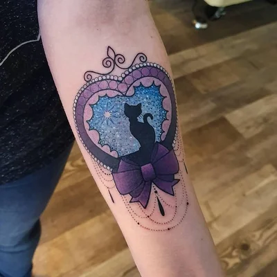 Sophie Adamson tattoo 041
