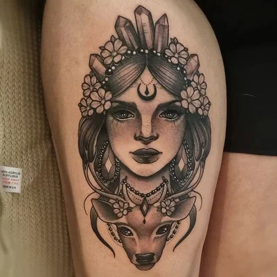 Sophie Adamson tattoo 045