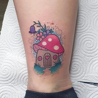Sophie Adamson tattoo 046