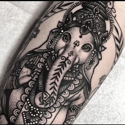 Sophie Brown tattoo 011