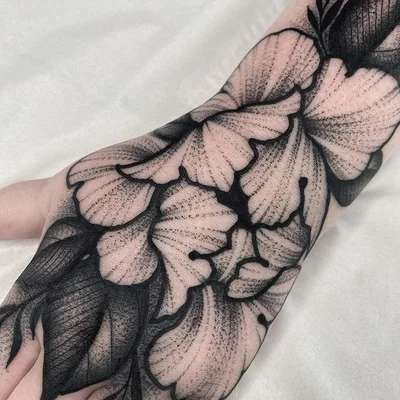 Sophie Brown tattoo 027