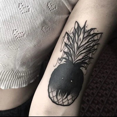 Sophie Brown tattoo 047