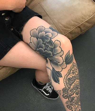 Sophie Gibbons tattoo 001