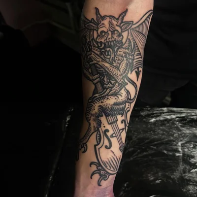 Sophie Gibbons tattoo ig_024