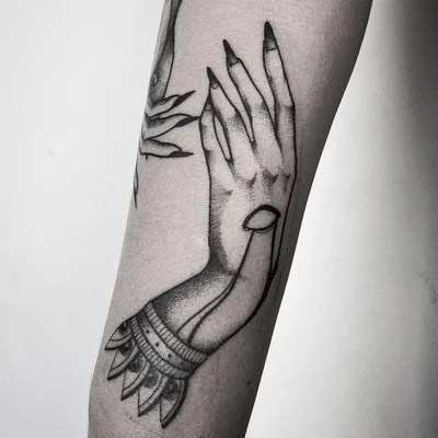 Sophie Mo tattoo 014