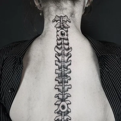 Sophie Mo tattoo 019