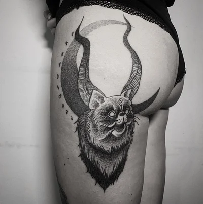 Sophie Mo tattoo 036