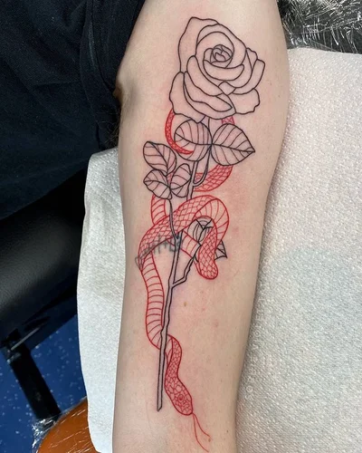 Sophie Violet tattoo 007