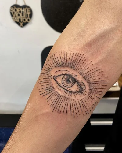 Sophie Violet tattoo 009