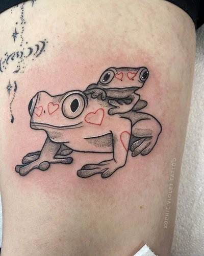 Sophie Violet tattoo 010