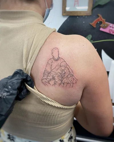 Sophie Violet tattoo 016