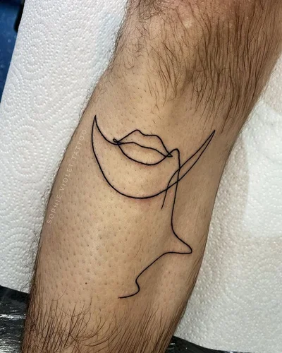 Sophie Violet tattoo 026