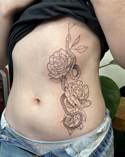 Sophie Violet tattoo 033