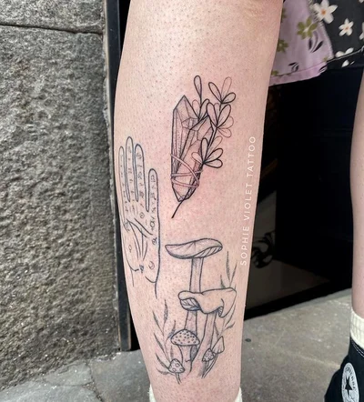Sophie Violet tattoo 036