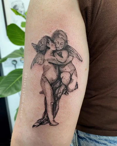 Sophie Violet tattoo 038
