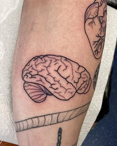 Sophie Violet tattoo 050