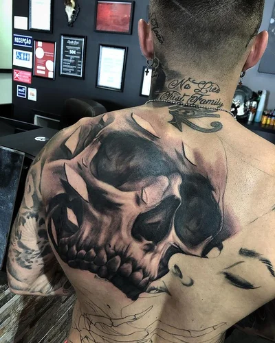 Luis (or Luis Rodrigues) tattoo 021