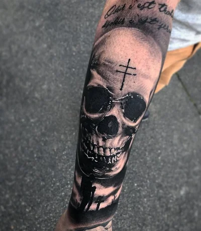 Luis (or Luis Rodrigues) tattoo 039