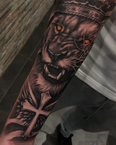 Luis (or Luis Rodrigues) tattoo 043