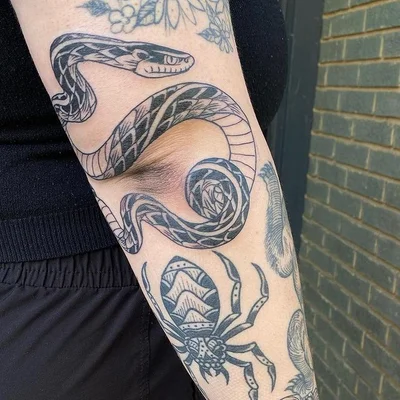 Gareth H tattoo 045