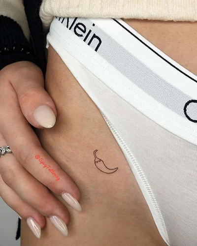 Lesya Spicy tattoo 010