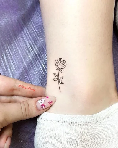 Lesya Spicy tattoo 021