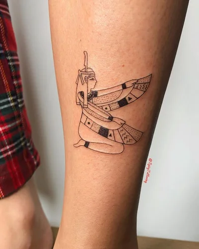 Lesya Spicy tattoo 026
