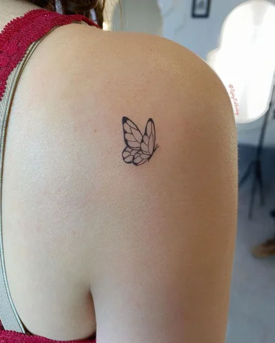 Lesya Spicy tattoo 033