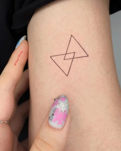 Lesya Spicy tattoo 049