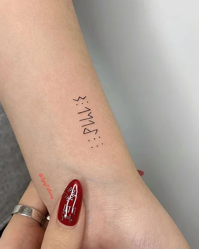 Lesya Spicy tattoo 050