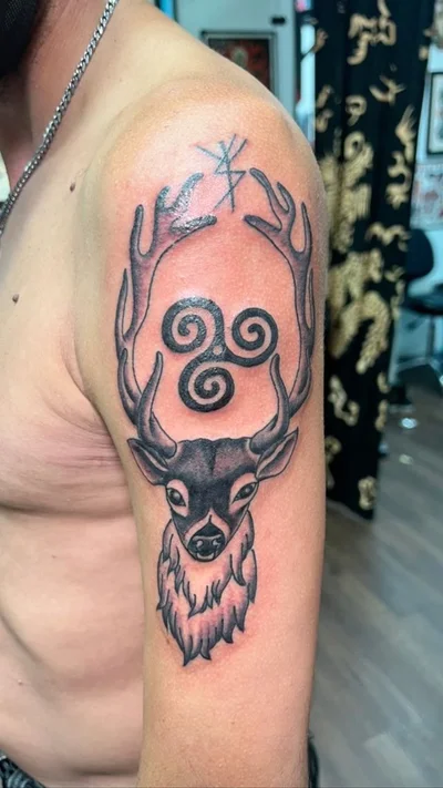 Spike Sumi tattoo 043