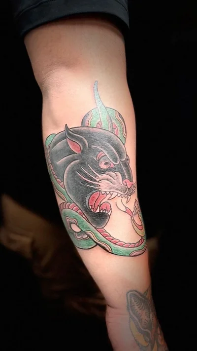 Spike Sumi tattoo 050