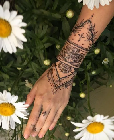 River Dawn tattoo 016