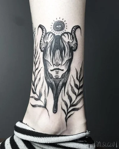 Spokój tattoo 025