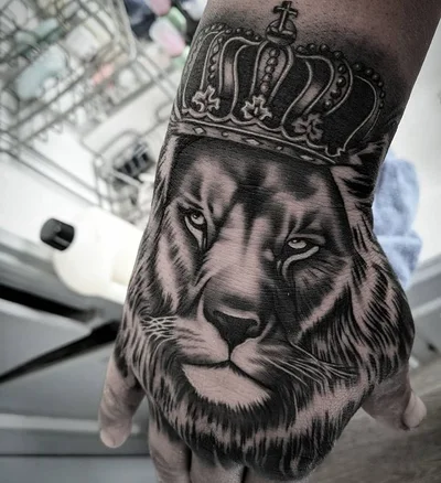 Spooky tattoo 016