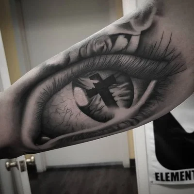 Spooky tattoo 040