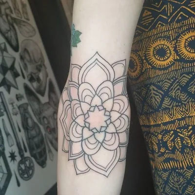 Shawna Talamente tattoo 043
