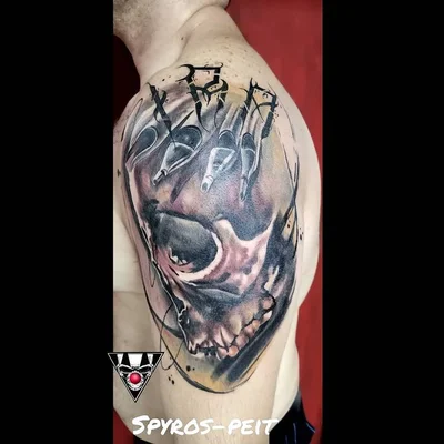 Spyros Peit tattoo 047