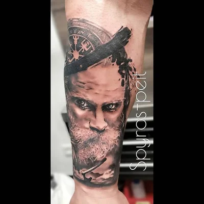 Spyros Peit tattoo 048